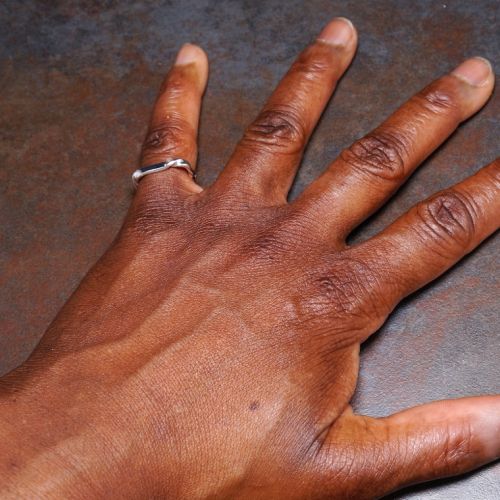 What your rings on your your fingers say about you, wearing a ring on your left hand pinky finger means that you are single and not interested in marriage. 